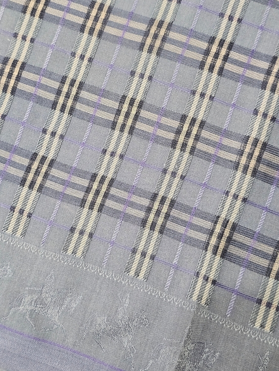 BURBERRY SCARF - Picture 6 of 13